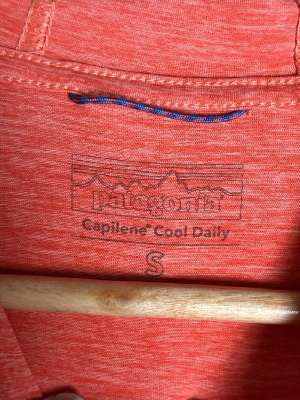 Patagonia Capilene Cool Daily Hoodie Women’s Small Orange Long Sleeve Shirt - Picture 7 of 7